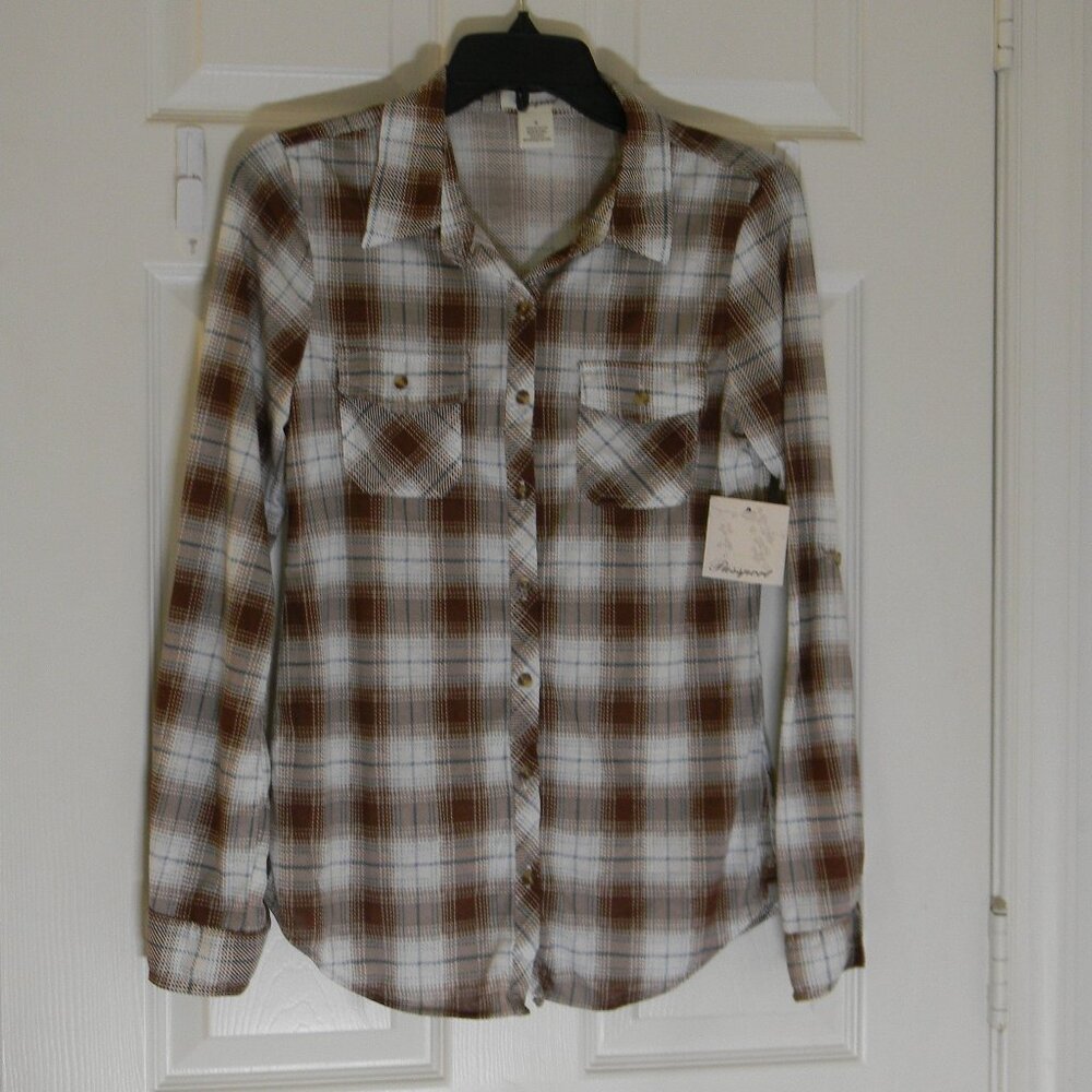 Passport Plaid Top Stretch Brown Blue Sz S Front Pocket NWT
